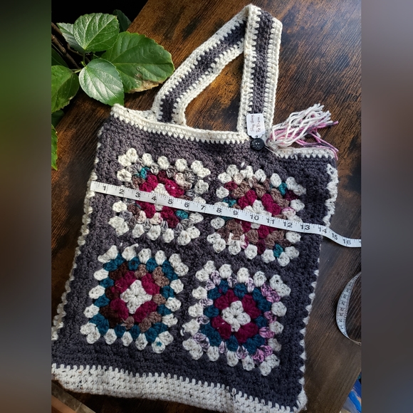 NWT* Handmade Granny Square bag/ library bag, purse, satchel - Picture 4 of 6
